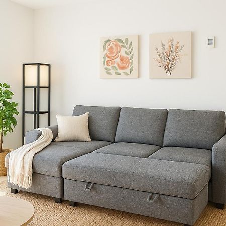Luxury Stay For Nyc Visit Jersey City 7 Min Walk Nyc Train Station Bagian luar foto