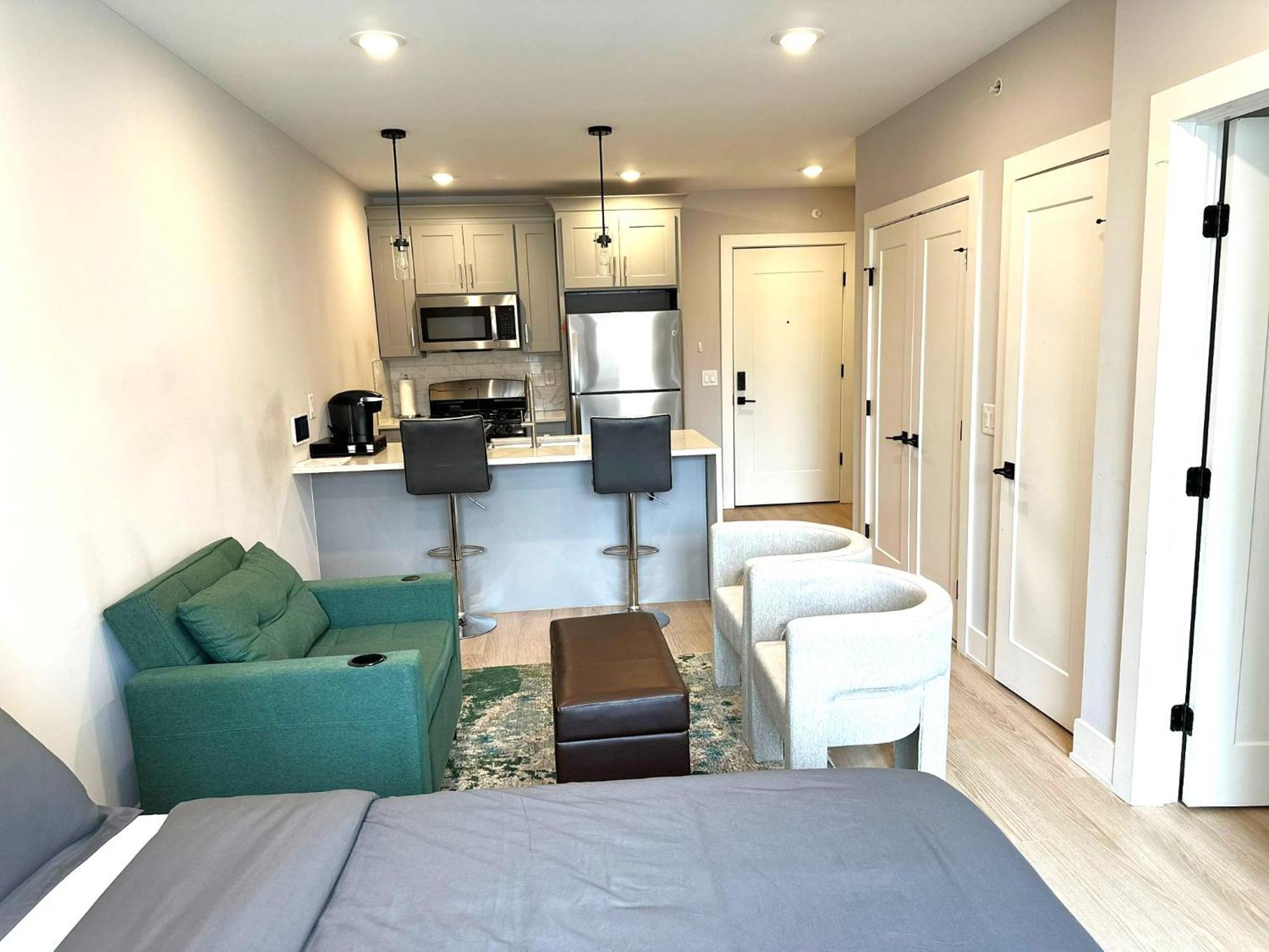 Luxury Stay For Nyc Visit Jersey City 7 Min Walk Nyc Train Station Bagian luar foto
